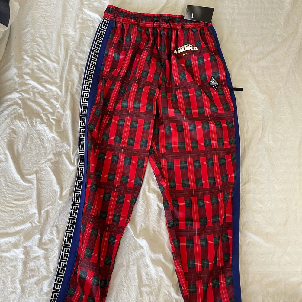 Nike Basketball Coming to America Giannis Joggers